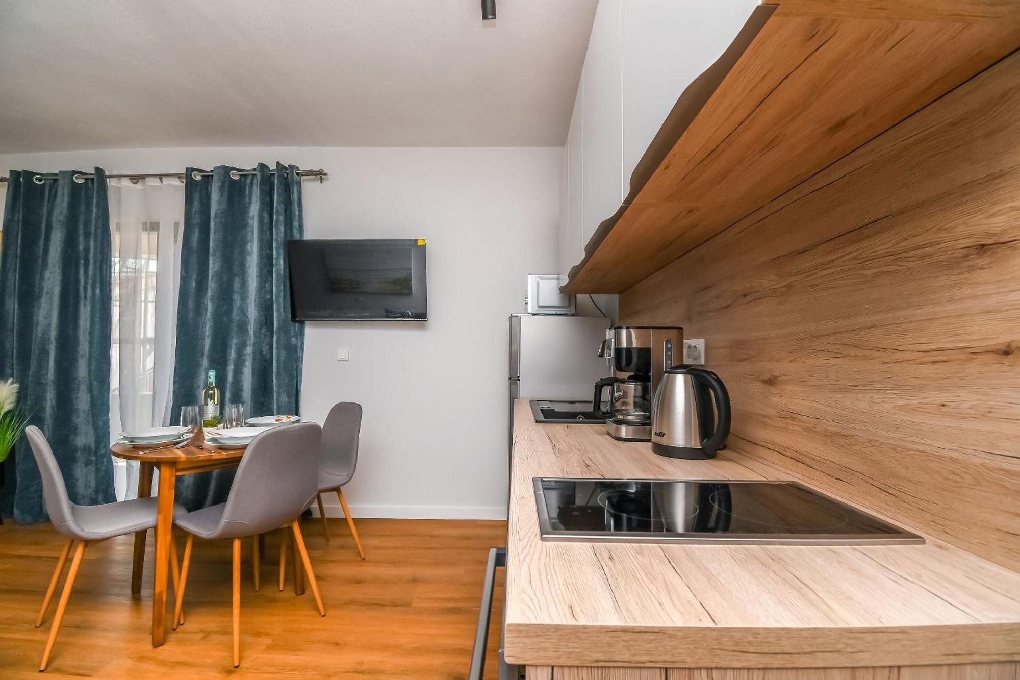 Apartments Neli Trogir Ngoại thất bức ảnh