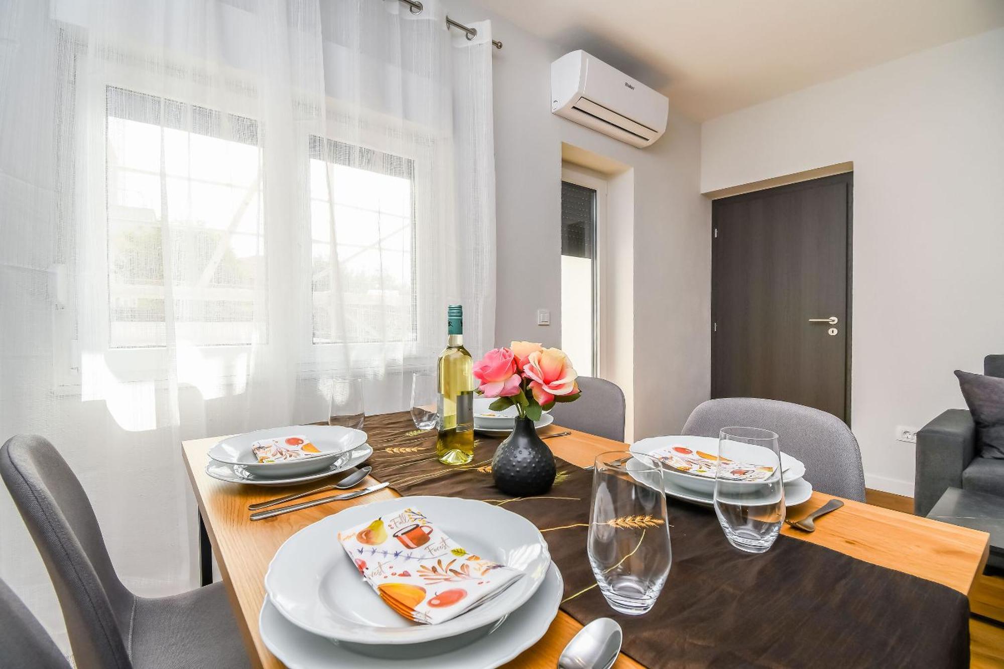 Apartments Neli Trogir Ngoại thất bức ảnh