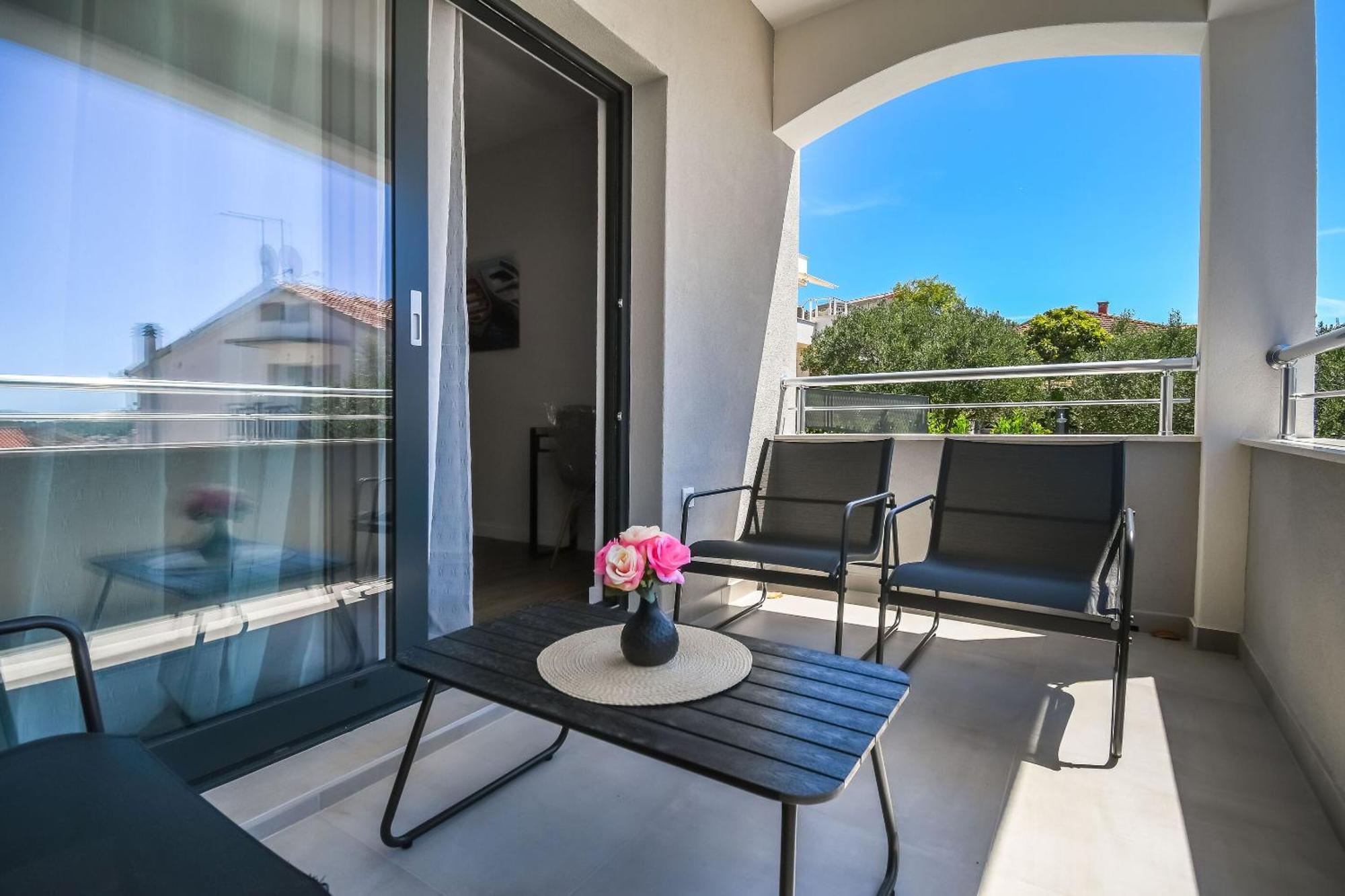 Apartments Neli Trogir Ngoại thất bức ảnh